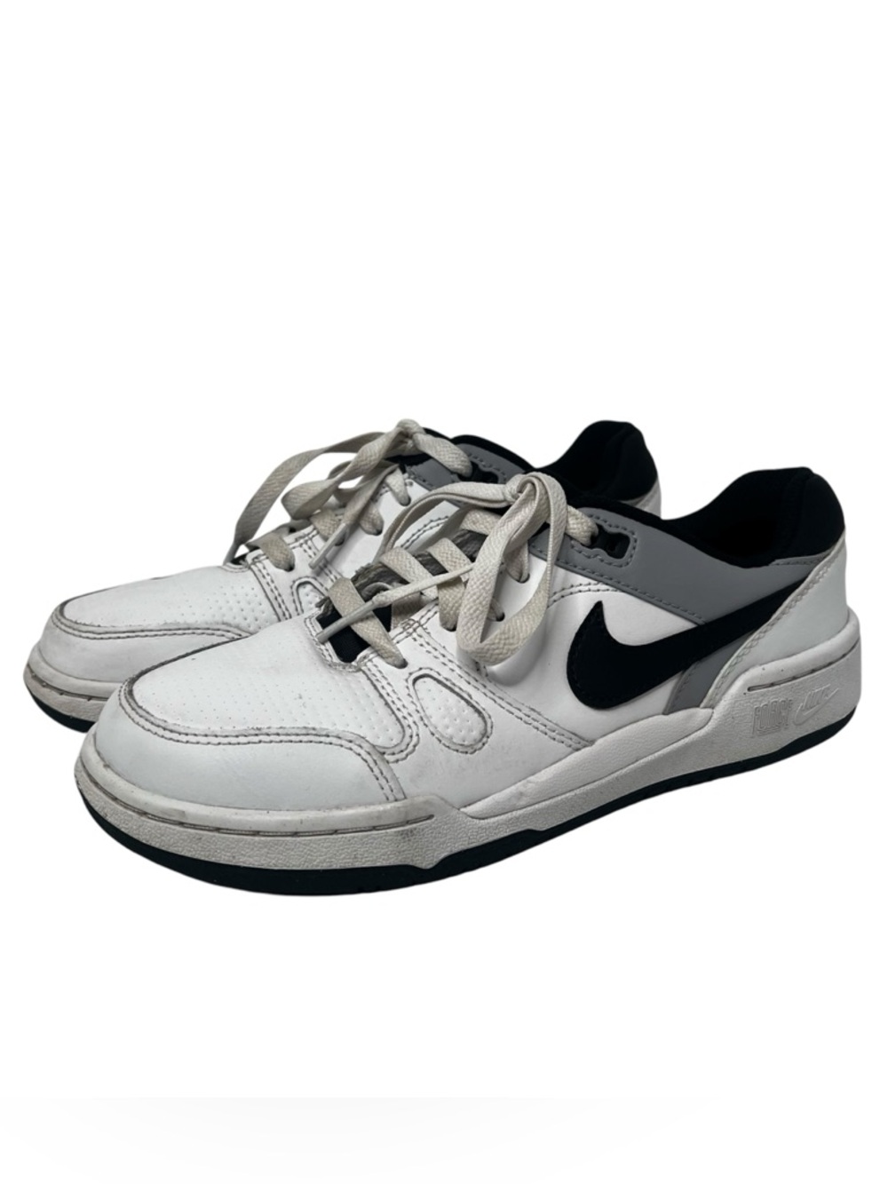 Nike Full Force Low Sneakers Youth Kids Sz 4.5 White & Black Basketball Casual